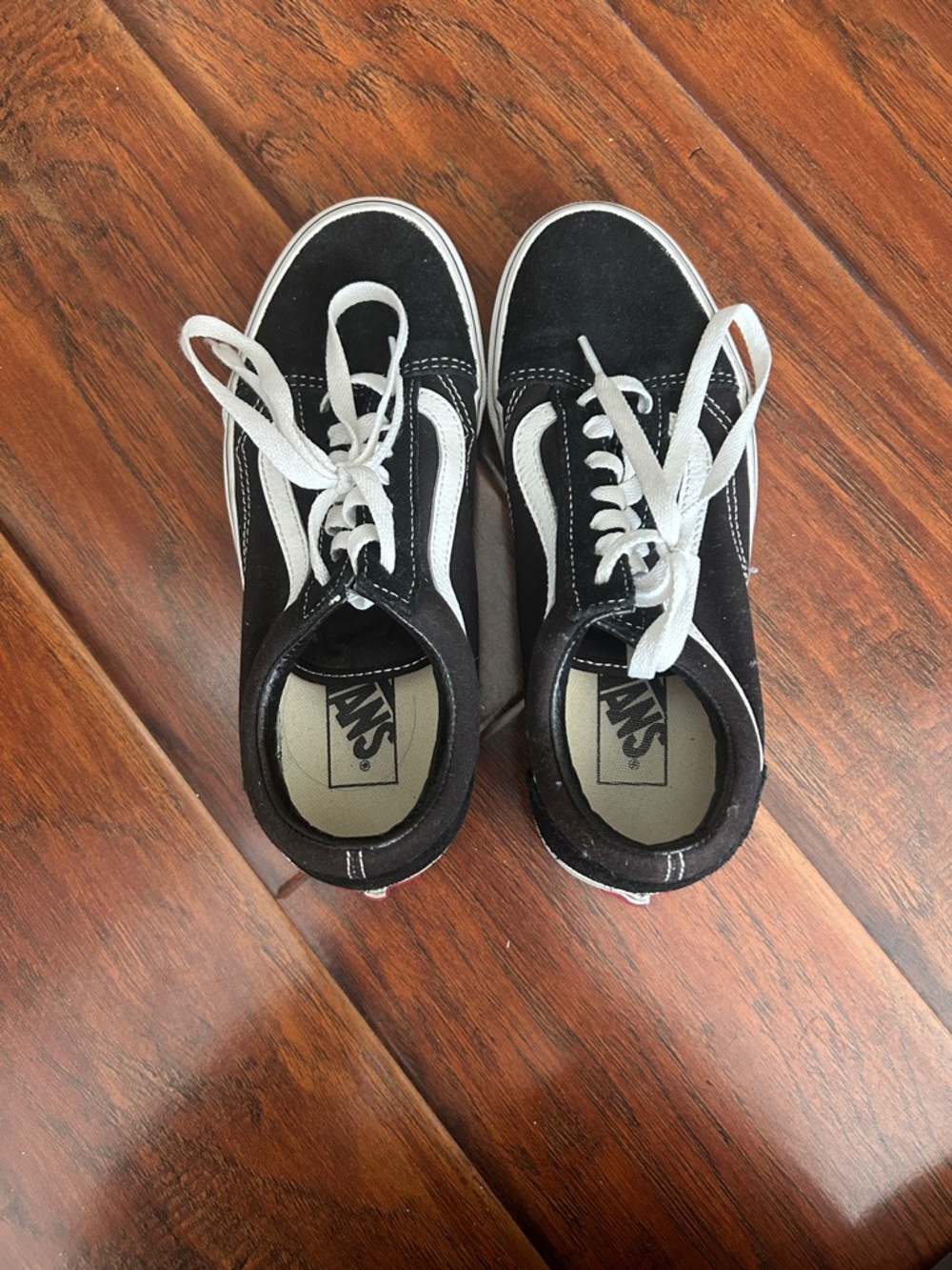 Vans Black and White Old Skool Men's Low-Top Sneakers